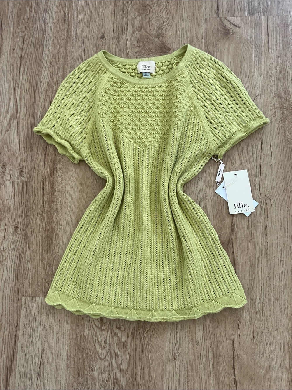 NWT Elie Tahari Olive Green Short-Sleeve Knit Top